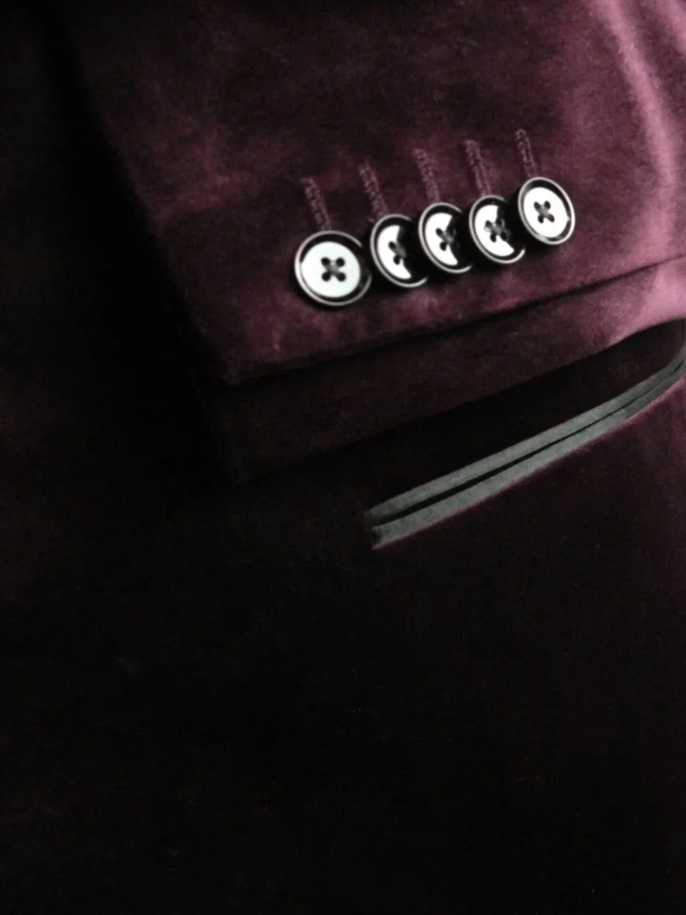 Express Men’s Slim Burgundy Velvet Tuxedo Blazer 40R